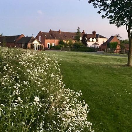 Cottage Barn Conversion On Working Farm 우스터 외부 사진