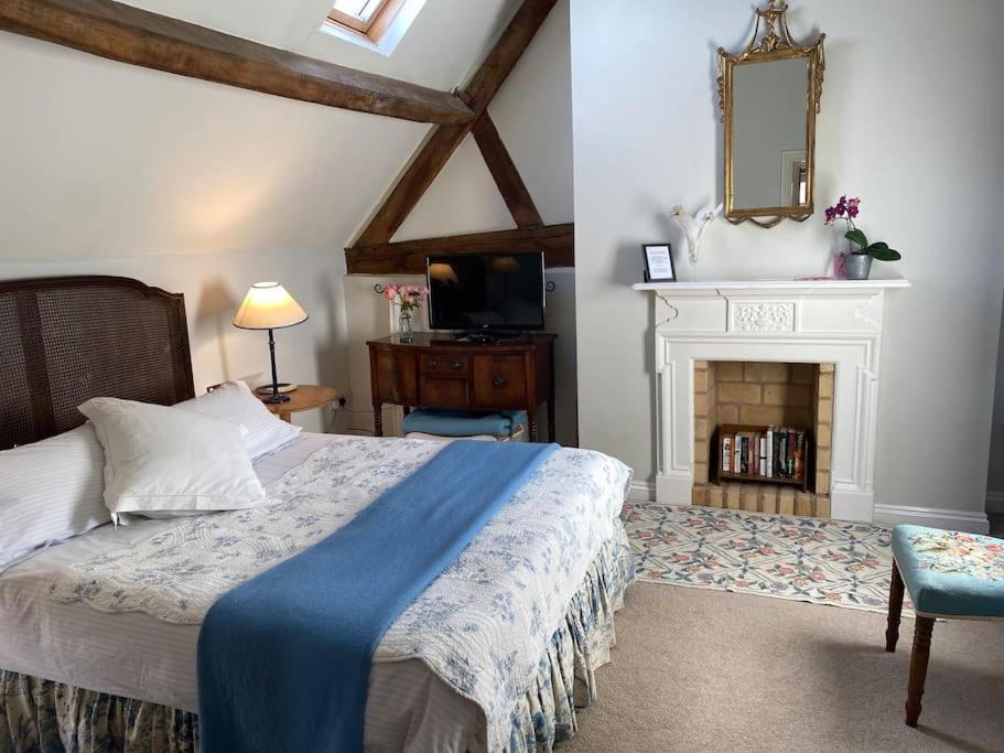 Cottage Barn Conversion On Working Farm 우스터 외부 사진