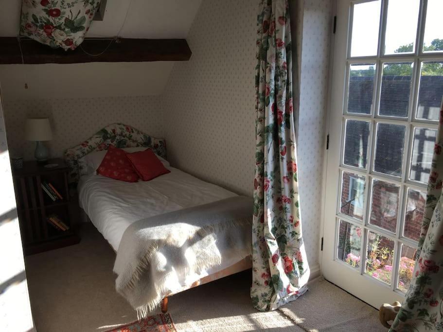 Cottage Barn Conversion On Working Farm 우스터 외부 사진
